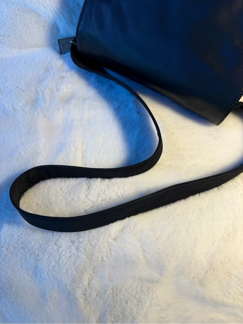 Kenneth Cole Black Leather and Nylon Shoulder / Messenger Bag